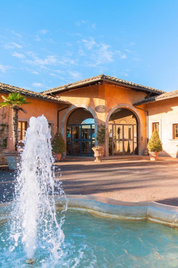 Il Piccolo Castello Hotel Monteriggioni Exterior photo